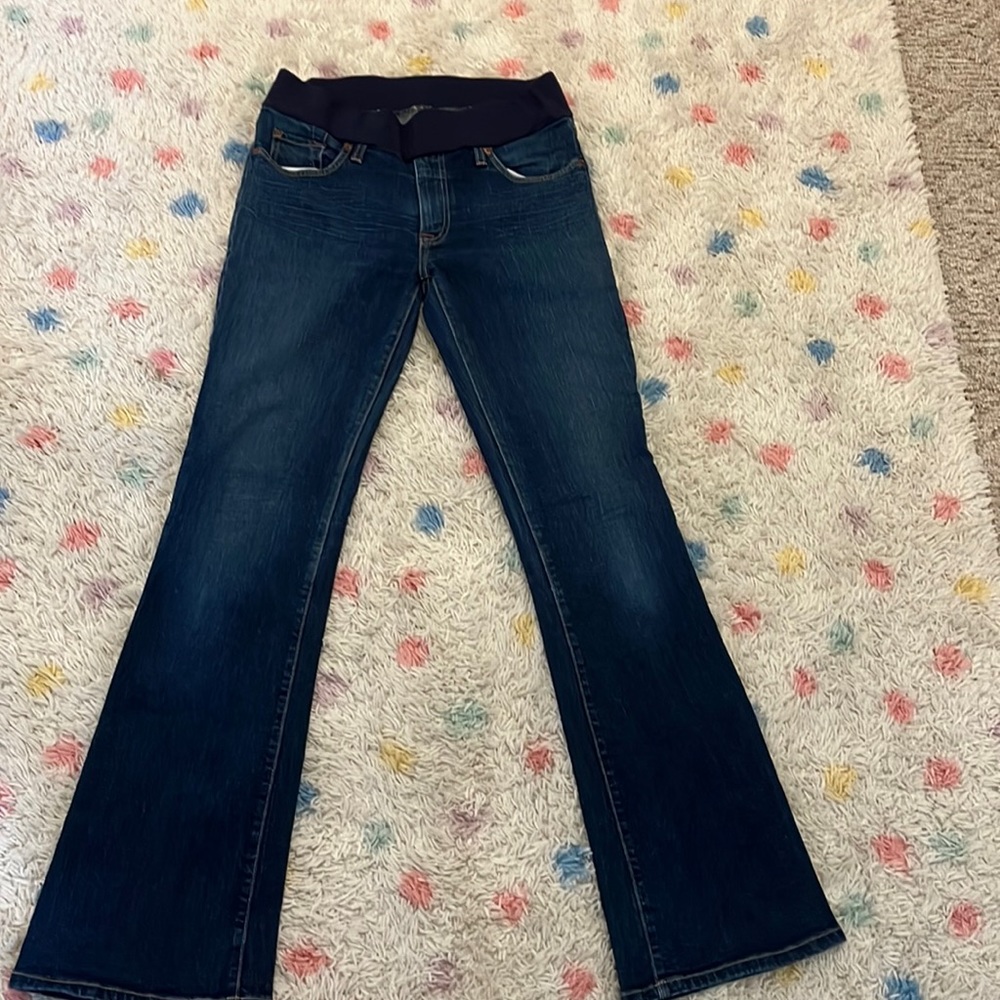 Hudson maternity jeans. Size 31. Good condition.